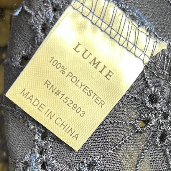 Lumie women’s navy blue blouse eyelet ruffle bell sleeves size M - Picture 7 of 7